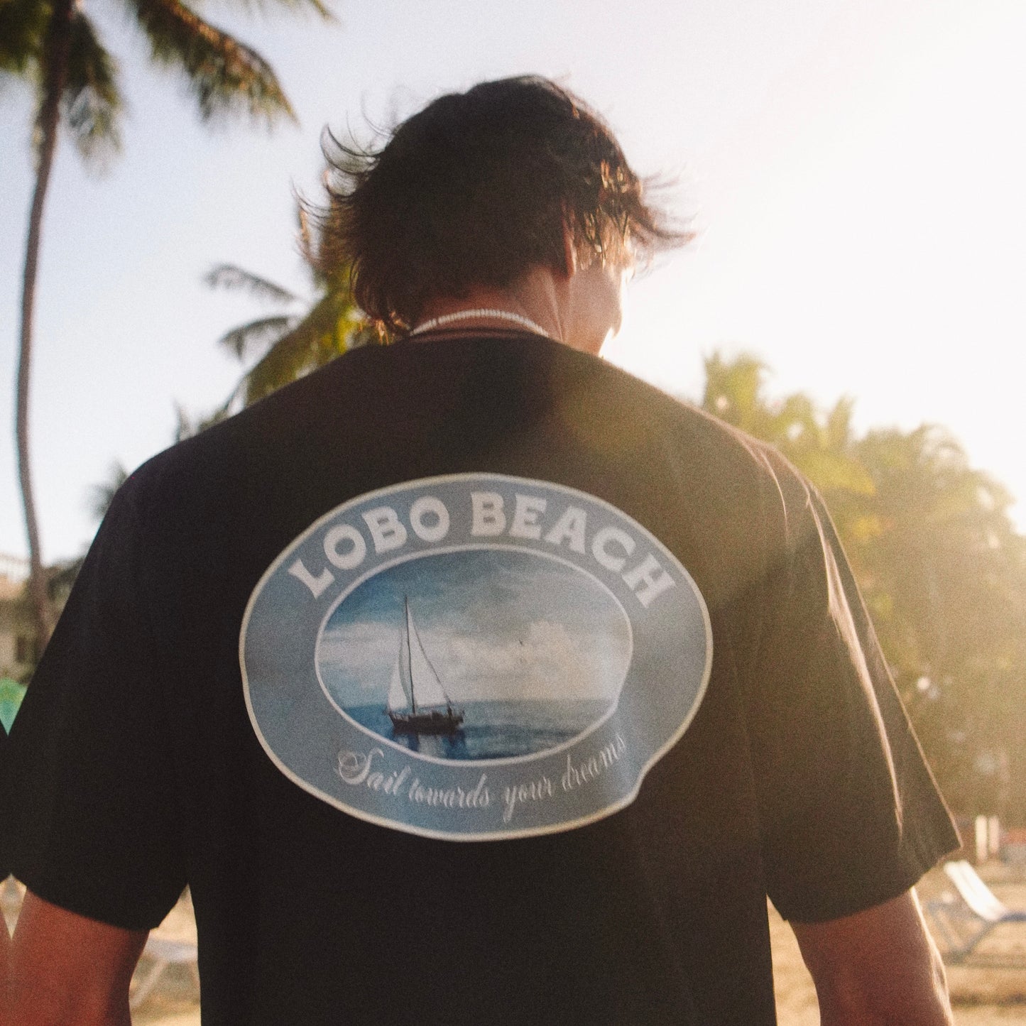 Lobo Beach Sail Black Normal Size Tee