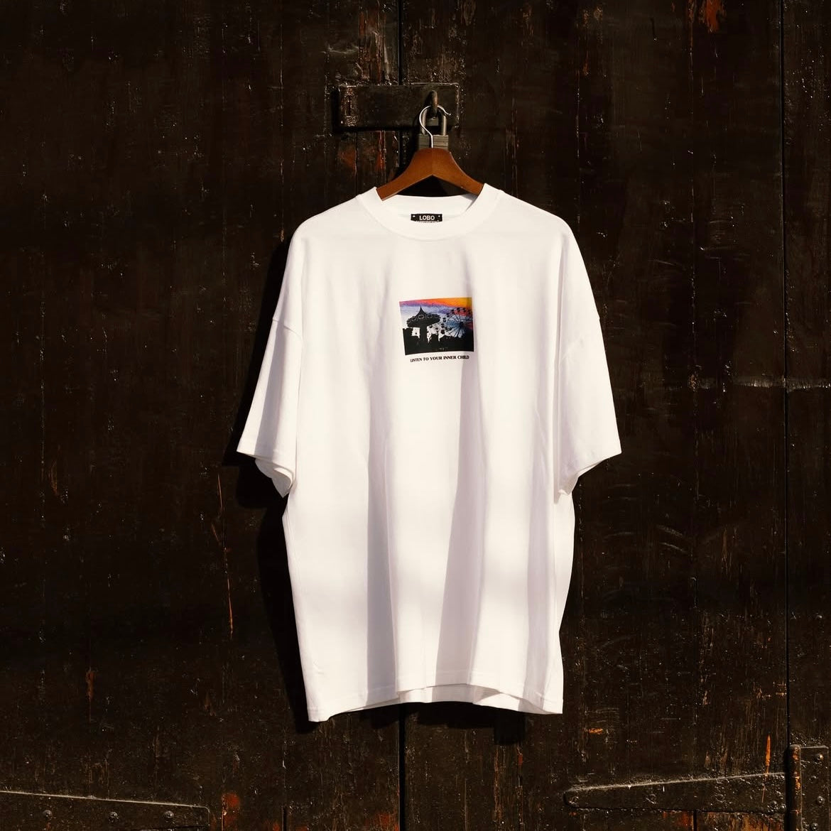 Camiseta blanca extragrande de Inner Child