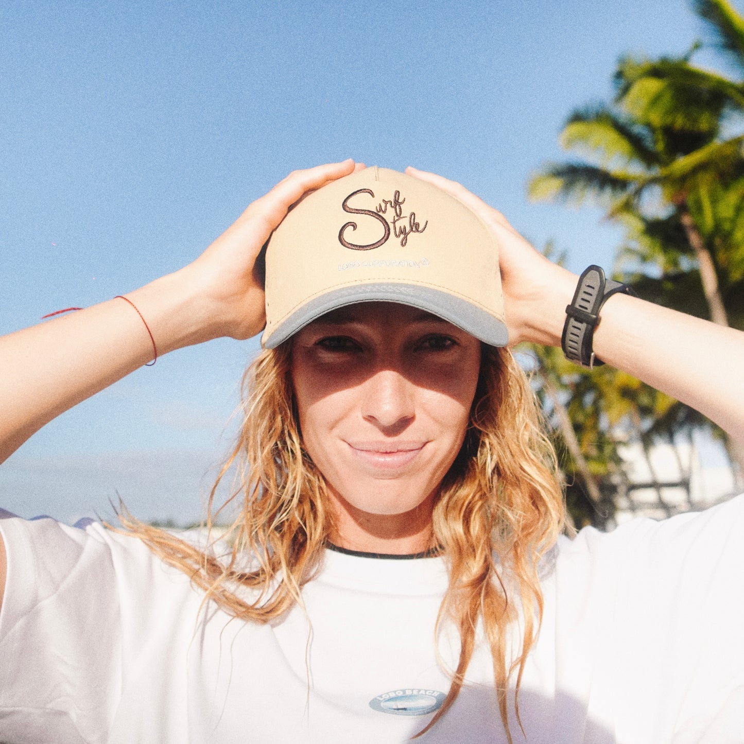 Camiseta blanca de talla normal Lobo Beach Sail